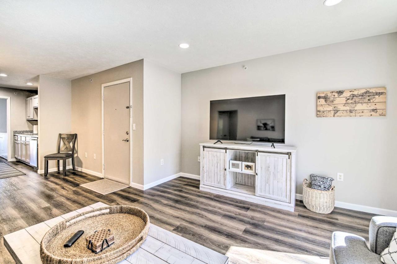 Pet-Friendly Branson Condo With Shared Pool! Exterior photo