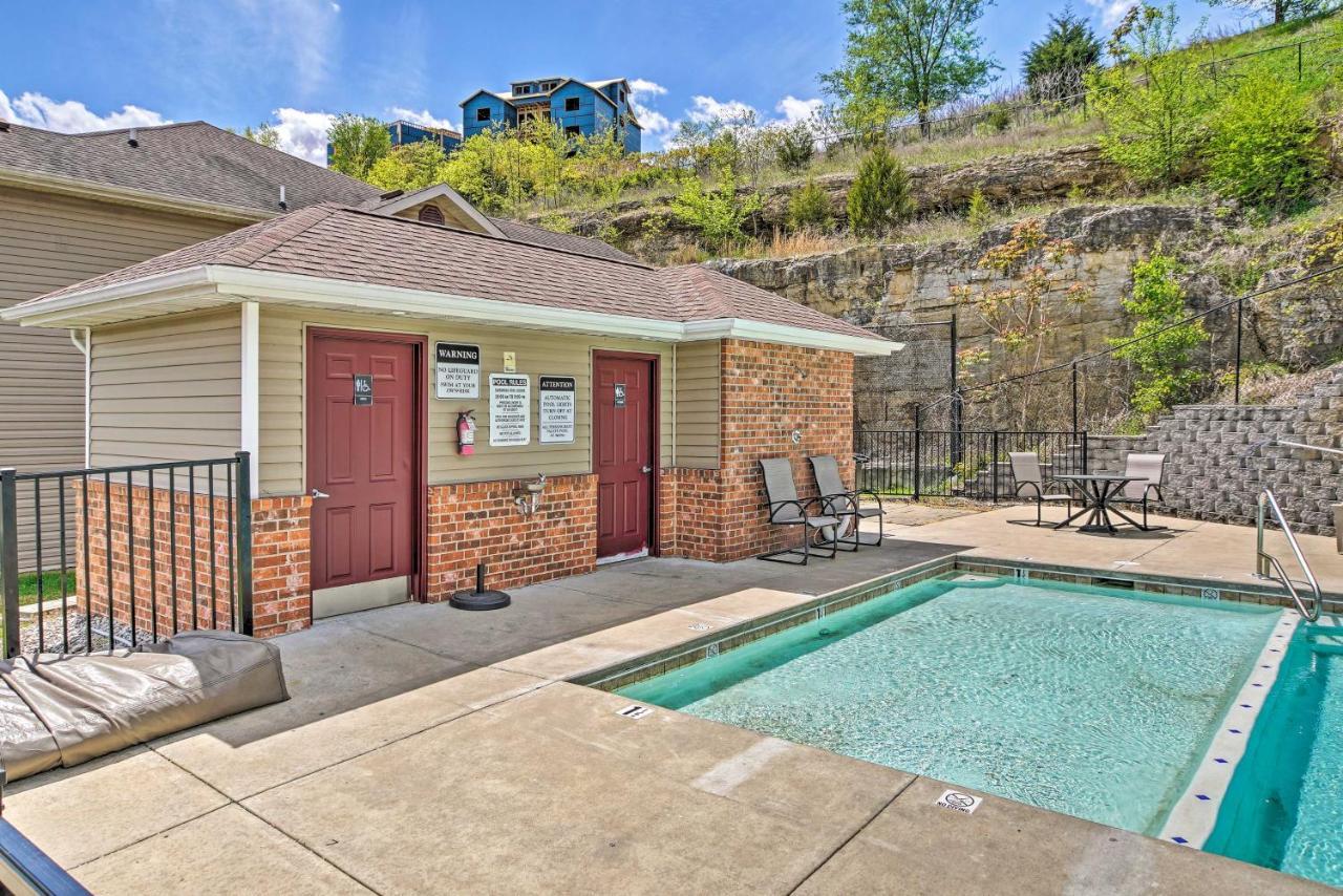 Pet-Friendly Branson Condo With Shared Pool! Exterior photo