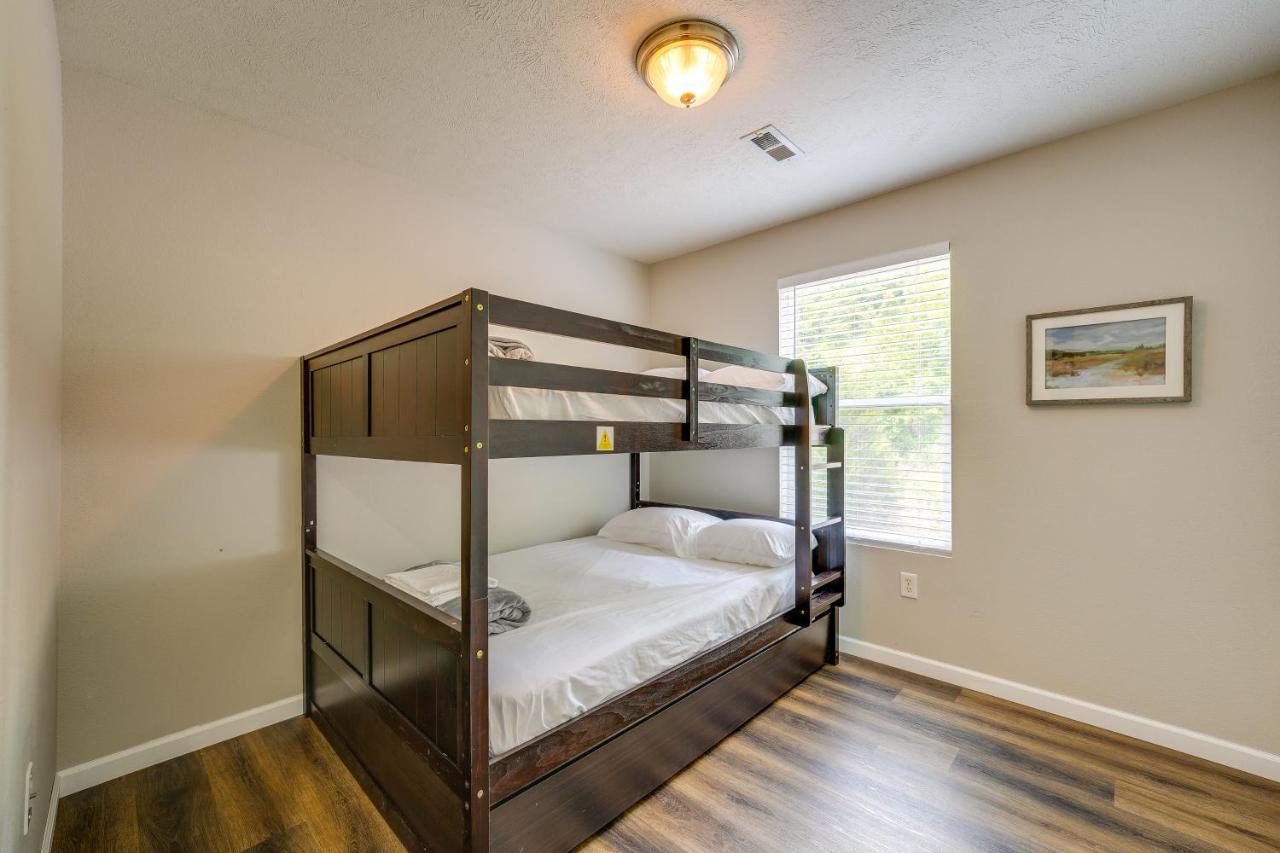 Pet-Friendly Branson Condo With Shared Pool! Exterior photo